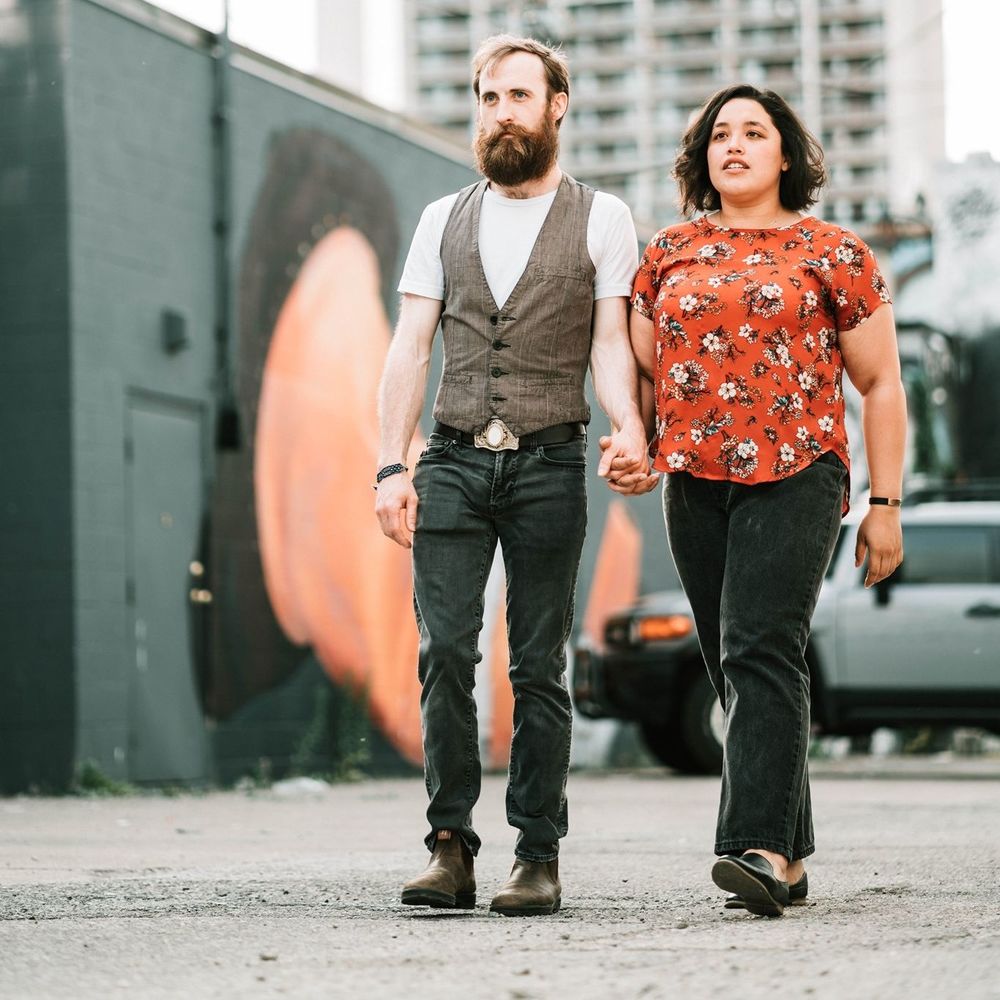 Meet your Posher, Isishaj